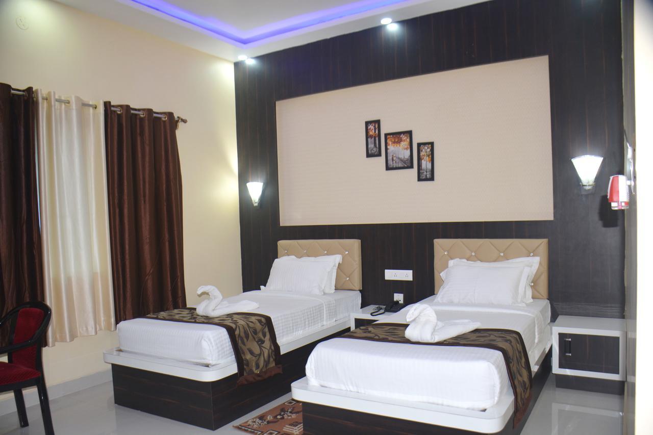 Hotel Mariya Бодх-Гая Номер фото